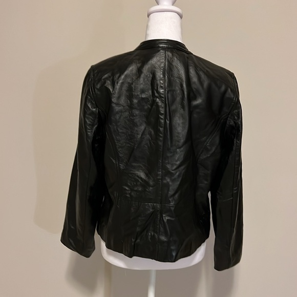 Leather cropped, Moto jacket, size medium petite - Picture 2 of 3